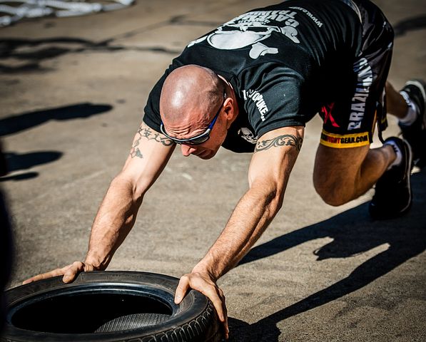 tyre-push-2140998__480